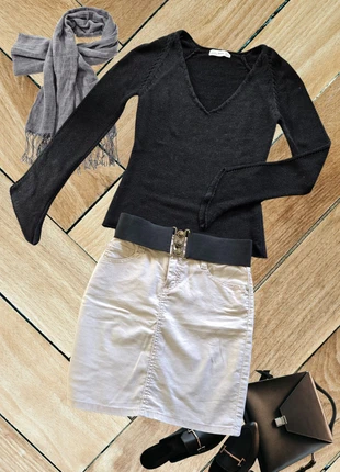 Pull noir ZARA + jupe courte stretch Cache Cache écru légèrement brillante - Taille M/38, brand: Zara, condition: Very good, size: M / 38 / 10, €9.00, €10.15 includes Buyer Protection