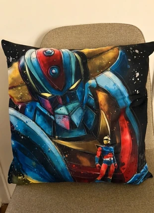 Housse de coussin Goldorak, marque: Goldorak, état: Très bon état, taille: 45 x 45 cm, 8,00 €, 9,10 € Protection acheteurs (Pro) incluse