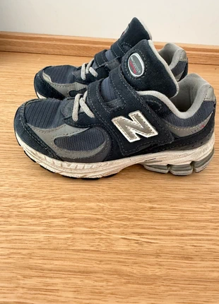 New Balance 2002R bambino – taglia 28,5 EU, marca: New Balance, estado: Bom, tamanho: 28, €23.00, €24.85 inclui Proteção do Comprador