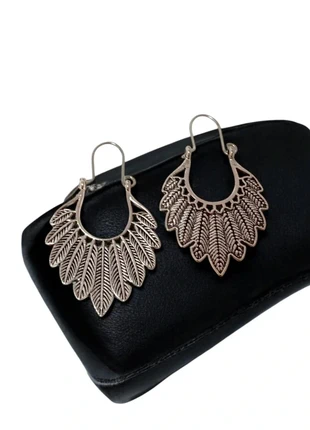 Pendientes de Aro con Diseño de Plumas Bohemias! 😄, marca: Local, estado: Nuevo sin etiquetas, 12,00 €, 13,30 € Protección al comprador incluida