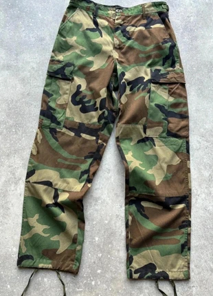 Pantalon Woodland - U.S army - Taille S, marque: U.S. ARMY, état: Très bon état, taille: S, 34,90 €, 37,35 € Protection acheteurs incluse