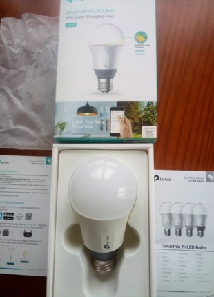 Ampoule TP-Link LB130 - LED Wi-Fi Multicolore et Connectée, Compatible Alexa & Google Home, marca: TP-Link, estado: Novo com etiquetas, €8.00, €9.10 inclui Proteção do Comprador