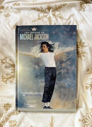 Livre Les trésors de Michael Jackson Jason King, état: Bon état, 19,00 €, 20,65 € Protection acheteurs (Pro) incluse