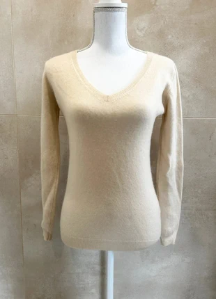 Pull Kujten col en V 100% cachemire couleur crème taille 2, marque: Kujten, état: Très bon état, taille: M / 38 / 10, 89,99 €, 95,19 € Protection acheteurs incluse
