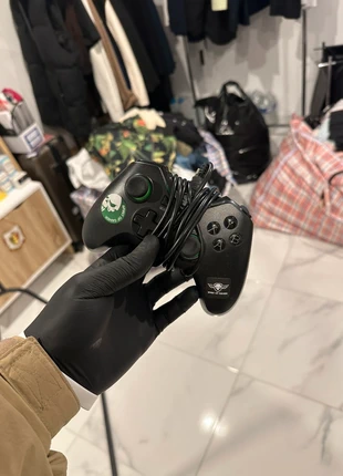 Manette filaire Spirit of Gamer – USB – Compatible PC & PS3, marke: Spirit, zustand: Sehr gut, 19,99 €, 21,69 € inklusive Vinted-Käuferschutz