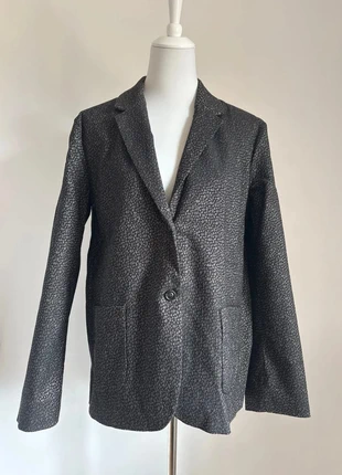 Blazer femme noir doré en très bon état Monoprix taille 44/XXL, marke: Monoprix, zustand: Sehr gut, größe: XXL / 44 / 16, 13,00 €, 14,35 € inklusive Vinted-Käuferschutz