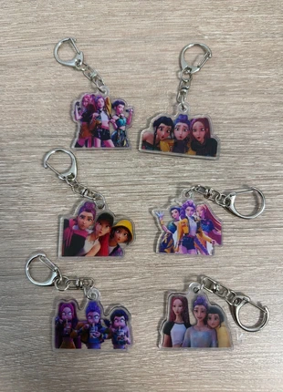 Porte-clés K-Pop Demon Hunters Neufs – 2€ l’unité, marque: Kpop demon hunters, état: Neuf avec étiquette, 2,00 €, 2,80 € Protection acheteurs incluse