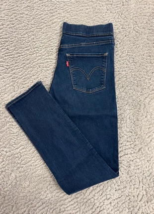 Jean Levi’s 54969 Vintage 00s bleu marine - Pull On Skinny - W31L30 (FR40/42), marque: Levi's, état: Très bon état, taille: L / 40 / 12, 28,50 €, 30,63 € Protection acheteurs (Pro) incluse