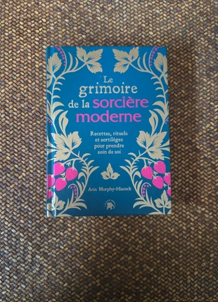 Grimoire sorcière, état: Très bon état, 9,00 €, 10,15 € Protection acheteurs incluse