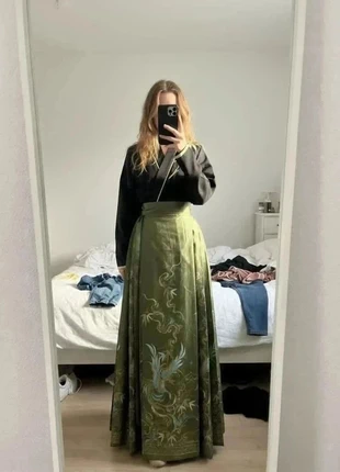 jupe longue portefeuille verte à broderies d'inspiration asiatique #094, marque: Pavillon de Jade, état: Très bon état, taille: M / 38 / 10, 76,99 €, 81,54 € Protection acheteurs incluse