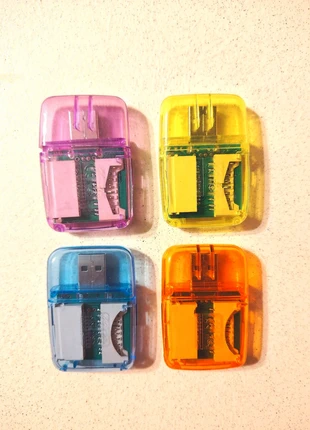 Lotto 4 lettore schede sd, brand: Lotto, condizioni: Nuovo con cartellino, €5.00, €5.95 include la Protezione acquisti