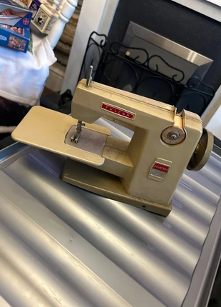 Vintage child’s sewing machine, brand: Vulcan vintage sewing machine e, condition: Very good, £10.00, £11.20 includes Buyer Protection