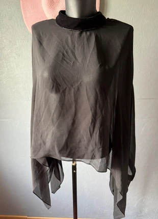 🖤 Blouse cape transparente ZARA – Taille M, merk: Zara, staat: Heel goed, maat: M / 38 / 10, € 10,00, € 11,20 inclusief Kopersbescherming Pro