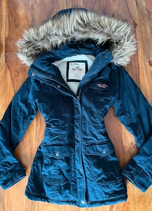 Hollister vintage 2000s jacket size small, brand: Hollister, condition: Very good, size: 4 / S, $28.11, $30.22 includes Buyer Protection