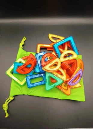 48 tuiles magnétiques Neuf, condizioni: Nuovo con cartellino, taglia: Prematuri, fino a 44 cm, €14.00, €15.40 include la Protezione acquisti Pro