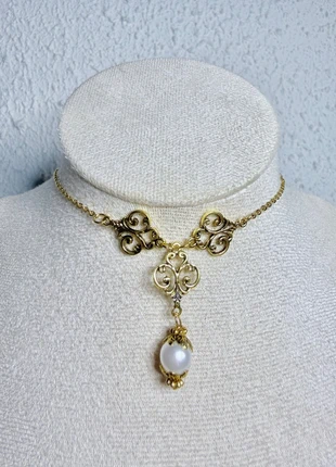 choker necklace with white pearl 🤍, merk: lux victorian, staat: Heel goed, € 22,60, € 24,43 inclusief Kopersbescherming Pro