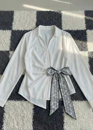 Chemise blanche avec nœud élégant printemps taille S, brand: Vintage Dressing, condition: Very good, size: S / 36 / 8, €30.90, €33.15 includes Buyer Protection