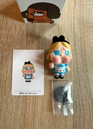 Crying again Alice - crybaby Popmart, merk: POPMART, staat: Nieuw met prijskaartje, maat: Prematuur, tot 44 cm, € 15,00, € 16,45 inclusief Kopersbescherming