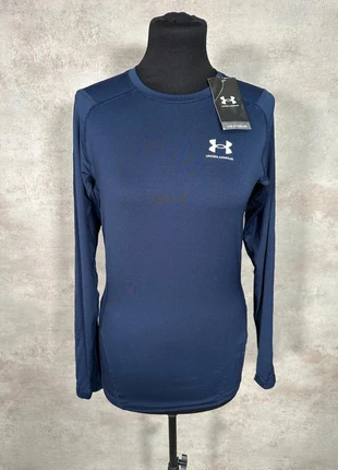 T-shirt Under Armour bleu marine taille M, brand: Under Armour, condizioni: Nuovo con cartellino, taglia: M, €16.00, €17.50 include la Protezione acquisti Pro