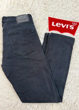 Jean Lévi’s Skinny W30 FR40 L30. 1353, marque: Levi's, état: Bon état, taille: L / 40 / 12, 14,00 €, 15,40 € Protection acheteurs (Pro) incluse