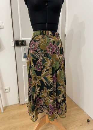 Jupe feuillage neuve, marque: maison linden, état: Neuf sans étiquette, taille: M / 38 / 10, 10,00 €, 11,20 € Protection acheteurs incluse