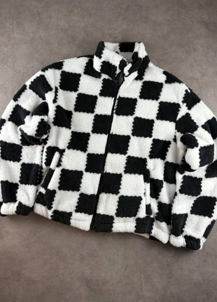 Veste polaire moumoute vintage noire et blanche à damier, carreaux style année 2000's - Taille M, brand: Aesthetic, condition: Very good, size: M, €39.00, €41.65 includes Buyer Protection Pro