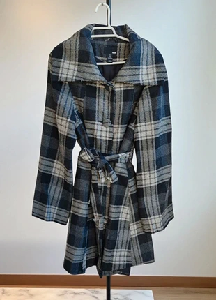 Abrigo de Cuadros Lana H&M Talla 40 con Cinturón Trench style, marque: H&M, état: Très bon état, taille: L / 40 / 12, 28,00 €, 30,10 € Protection acheteurs incluse