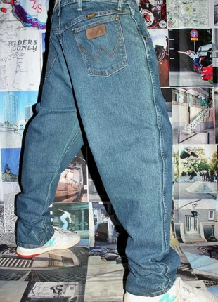 Wrangler Straight Relaxed Fit Jeans (US W40 L26) (EU 50), marke: Wrangler, zustand: Sehr gut, größe: W40 | DE 56, 29,99 €, 32,19 € beinhaltet Vinted-Käuferschutz Pro