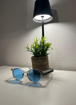Occhiale da sole lente azzurra, merk: Moscot, staat: Nieuw zonder prijskaartje, € 16,90, € 18,45 inclusief Kopersbescherming