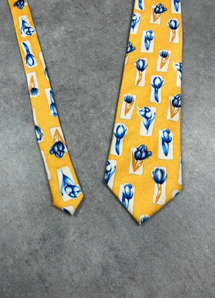 Cravate en soie Vintage jaune motif fleur bleu - Taille 150cm, marca: Vintage Dressing, estado: Muy bueno, 4,00 €, 4,90 € Protección al comprador incluida