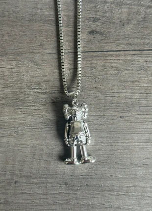Chaîne Collier Style Kaws, marque: CHROME, état: Très bon état, 11,90 €, 13,20 € Protection acheteurs incluse