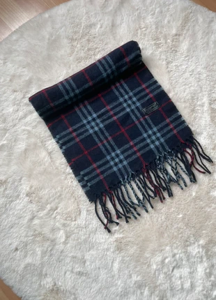 Écharpe burberry authentique bleu, marke: Burberry, zustand: Sehr gut, 25,00 €, 26,95 € inklusive Vinted-Käuferschutz