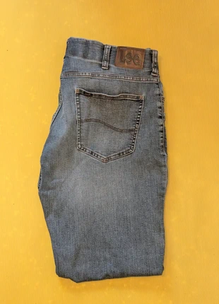 Lee Extreme Motion Regular Fit Bootcut Jeans w/ Stretch Size M/L, marque: Lee, état: Très bon état, taille: M, 20,00 €, 21,70 € Protection acheteurs incluse