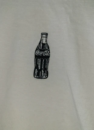 Camiseta Coca-Cola x Bershka, marque: Bershka, état: Neuf sans étiquette, taille: S, 4,00 €, 4,90 € Protection acheteurs incluse