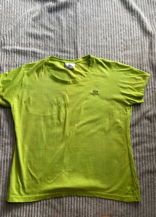 T shirt Lacoste taille S en très bon état t-shirt 21, marca: Lacoste, estado: Muy bueno, tamaño: S / 36 / 8, 15,00 €, 16,45 € Protección al comprador incluida