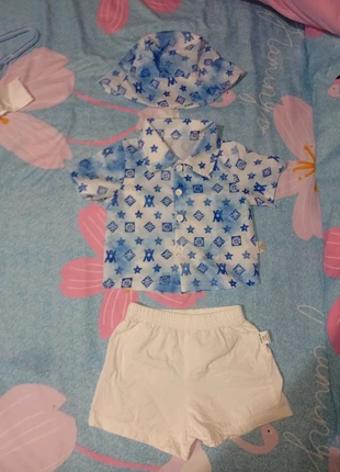 Conjunto Bebé 6-9 meses, marque: Shein, état: Très bon état, taille: 6-9 mois / 68 cm, 3,00 €, 3,85 € Protection acheteurs incluse