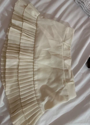 Mini Skirt Cream, marque: Source Unknown, état: Neuf sans étiquette, taille: S / 36 / 8, 5,00 €, 5,95 € Protection acheteurs incluse