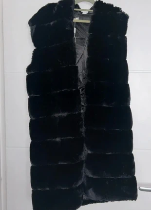 Veste sans manche en fourrure, merk: Boutique indépendante, staat: Nieuw zonder prijskaartje, maat: M / 38 / 10, € 10,00, € 11,20 inclusief Kopersbescherming