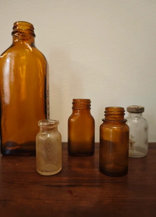 Lotto bottigliette farmacia Ww2 USA, marque: farmacia ww2, état: Très bon état, 12,00 €, 13,30 € Protection acheteurs incluse