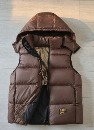 Doudoune sans manche clas chic confort Minimaliste et élégante, marque: saint alpes, état: Neuf sans étiquette, taille: M, 79,90 €, 84,60 € Protection acheteurs (Pro) incluse