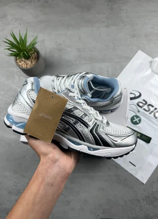 Asics Gel Kayano 14 Blanche Bleu / Taille 43,5, marca: Asics, estado: Muito bom, tamanho: 43, €70.00, €74.20 inclui Proteção do Comprador