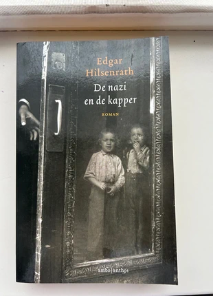 ‘De Nazi en de kapper’ van Edgar Hilsenrath, staat: Nieuw zonder prijskaartje, € 7,00, € 8,05 inclusief Kopersbescherming