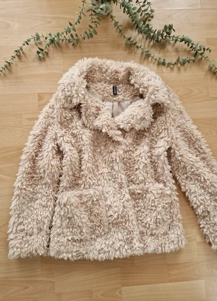 H&M Teddyjacke, Größe XS, brand: H&M, condizioni: Ottime, taglia: XS / IT 38 / EU 34, €10.00, €11.20 include la Protezione acquisti
