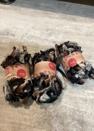 Lot de 3 pelotes de laine, brand: LAINE, condizioni: Nuovo con cartellino, €3.00, €3.85 include la Protezione acquisti