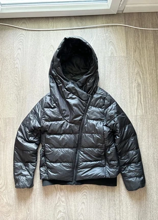 Doudoune Nike noire à capuche croisée - Taille M, merk: Nike, staat: Heel goed, maat: M / 38 / 10, € 39,99, € 42,69 inclusief Kopersbescherming