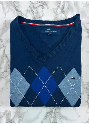 Pull Tommy Hilfiger Bleu / Col V / Logo brodé / Taille L Homme, marke: Tommy Hilfiger, zustand: Sehr gut, größe: L, 23,00 €, 24,85 € inklusive Vinted-Käuferschutz