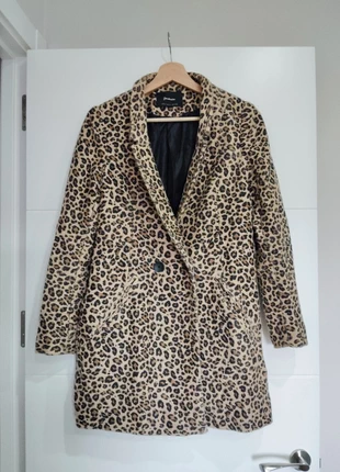 Abrigo Stradivarius, brand: Stradivarius, condizioni: Ottime, taglia: S / IT 40 / EU 36, €6.00, €7.00 include la Protezione acquisti