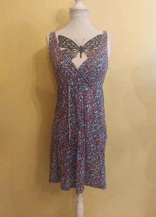 Dress divided by H&M extra small, merk: H&M Divided, staat: Heel goed, maat: XS / 34 / 6, € 5,00, € 5,95 inclusief Kopersbescherming