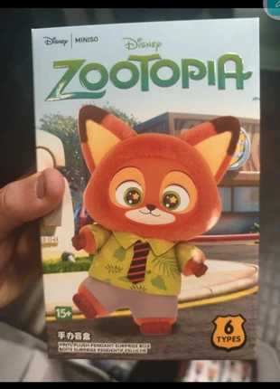 Zootopia Miniso authentique, marque: Miniso, état: Neuf avec étiquette, taille: Prématuré, jusqu'à 44cm, 32,00 €, 34,30 € Protection acheteurs incluse