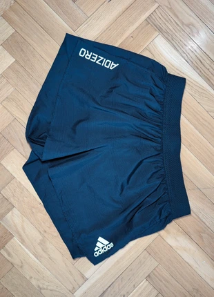 Short Adidas Adizero femme running taille M noir comme neuf, brand: adidas, condition: Very good, size: M / 38 / 10, €53.00, €56.35 includes Buyer Protection